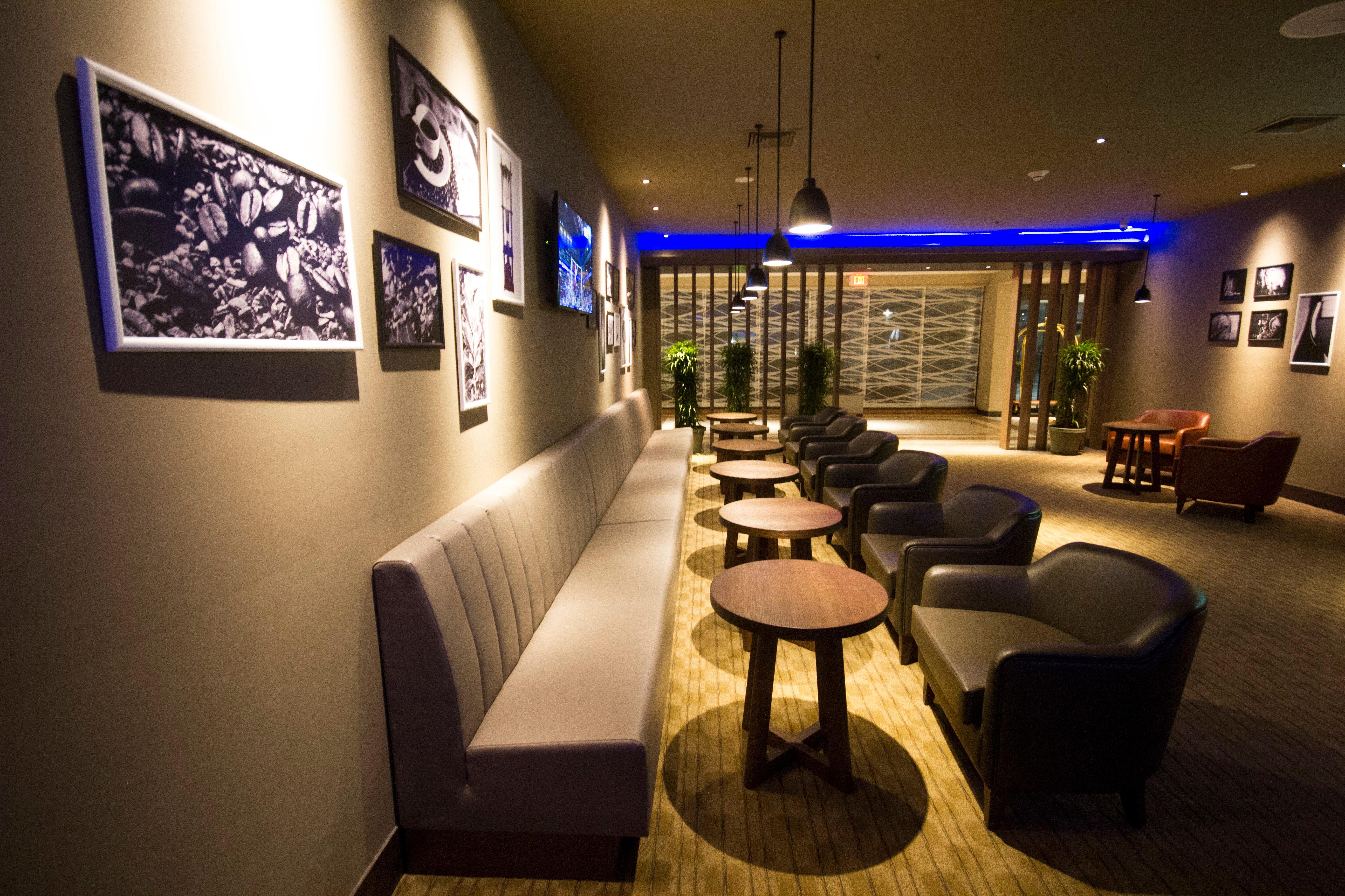 Crowne Plaza Managua By Ihg Hotel Exterior photo
