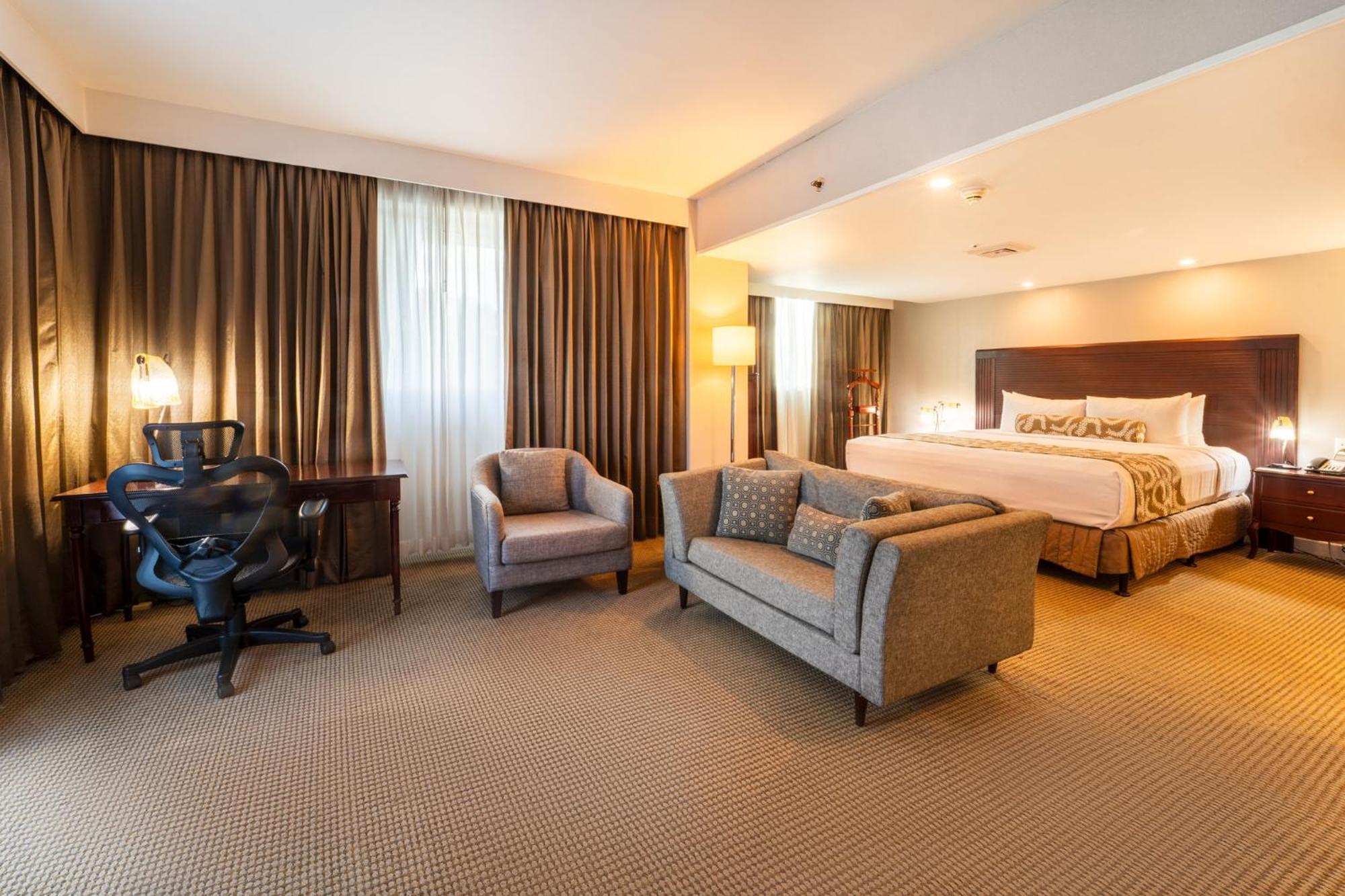 Crowne Plaza Managua By Ihg Hotel Exterior photo